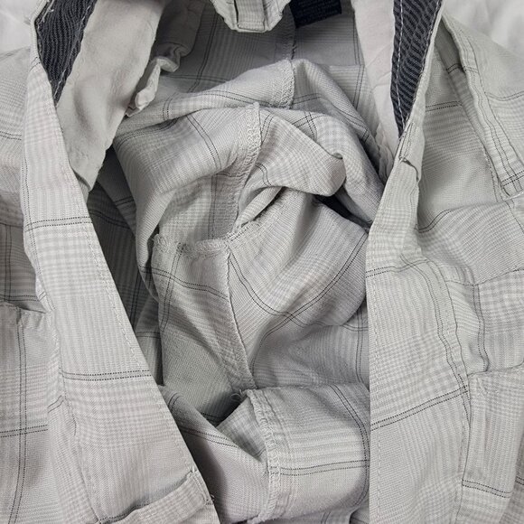 O'Neill Mens Plaid Shorts Size 38 Gray Comfortable Fit Casual Outdoors Comfort - Picture 6 of 10